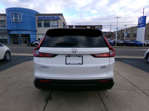 Certified 2023 Honda CR-V EX image 5