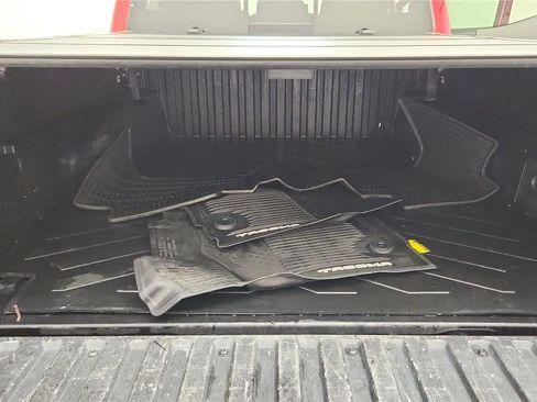 Used 2019 Toyota Tacoma SR5 image 19