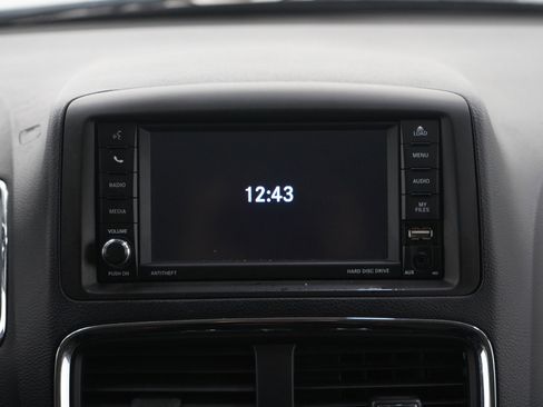 Used 2018 Dodge Grand Caravan SE image 15