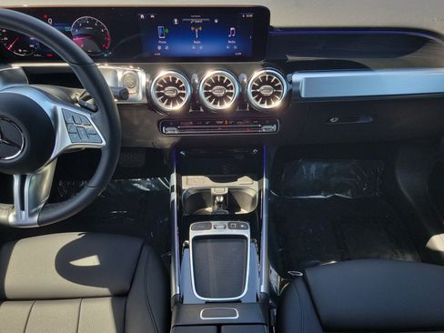 Certified 2026 Mercedes-Benz GLB 250 image 17