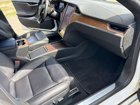 Used 2020 Tesla Model S AWD image 21