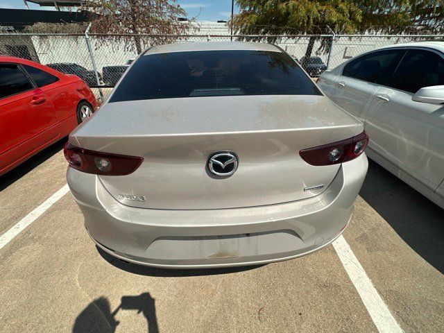 Used 2024 MAZDA MAZDA3 s FWD image 5