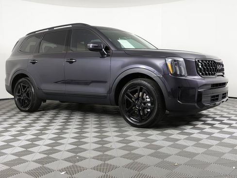Certified 2025 Kia Telluride EX X-Line image 3