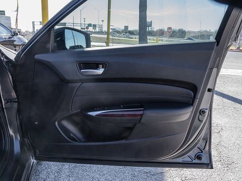 Used 2016 Acura TLX w/ Technology Package image 12
