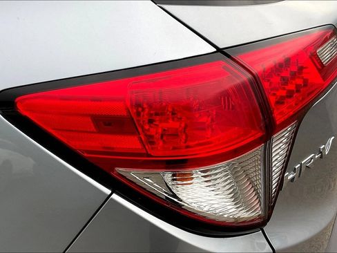Used 2019 Honda HR-V EX image 22