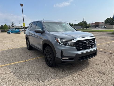 Used 2023 Honda Passport EX-L image 18