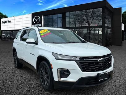 Used 2023 Chevrolet Traverse RS
