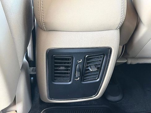 Used 2014 Jeep Grand Cherokee Laredo w/ Quick Order Package 23E image 8