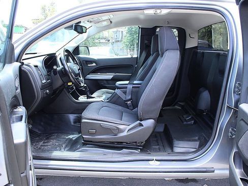 Used 2021 Chevrolet Colorado LT w/ Fleet Safety Package RWD image 14