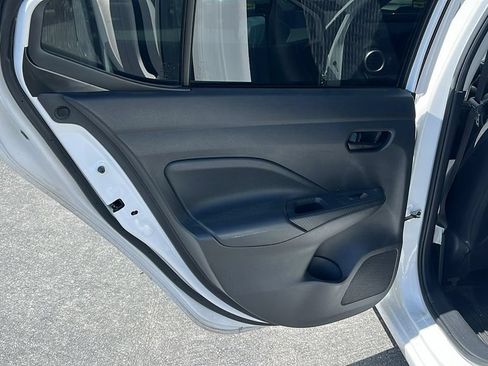 Used 2020 Nissan Versa S FWD image 14