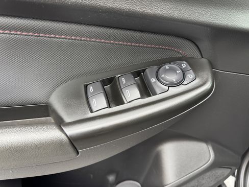 Used 2022 Chevrolet TrailBlazer RS image 11