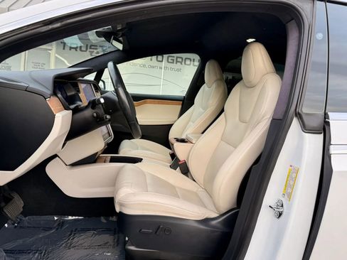 Used 2020 Tesla Model X Long Range AWD/4WD image 17