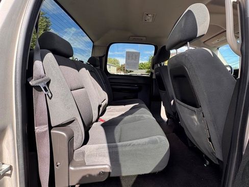 Used 2009 Chevrolet Silverado 1500 LT w/ Power Pack Plus AWD/4WD image 17
