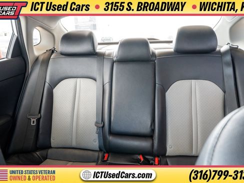 Used 2019 Kia Optima EX w/ EX Premium Package FWD image 9