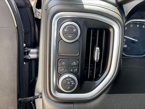 Used 2019 GMC Sierra 1500 SLT RWD image 14