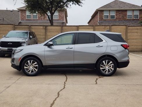 Used 2023 Chevrolet Equinox LT image 12