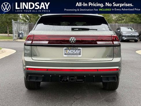 New 2026 Volkswagen Atlas Cross Sport SEL R-Line AWD/4WD image 4