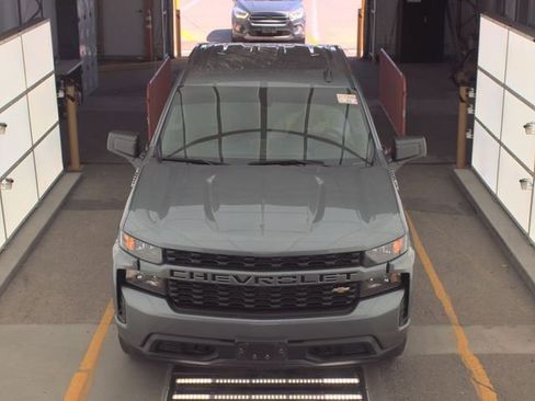 Used 2022 Chevrolet Silverado 1500 Custom AWD/4WD image 2