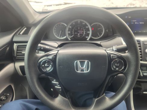 Used 2016 Honda Accord LX image 14