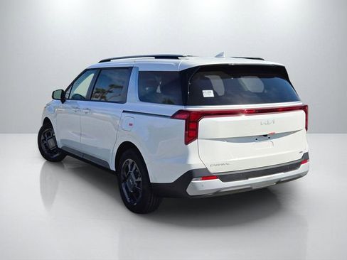 New 2026 Kia Carnival EX FWD image 8