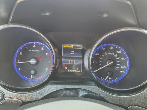 Used 2016 Subaru Outback 2.5i Limited AWD/4WD image 12