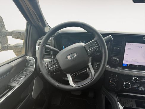 Used 2026 Ford F450 Platinum AWD/4WD image 12