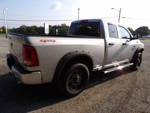 Used 2019 RAM 1500 Express w/ Express Value Package AWD/4WD image 5