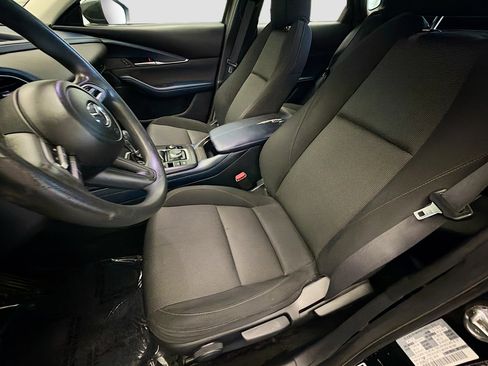 Used 2020 MAZDA CX-30 FWD image 11