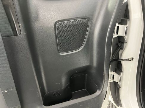 Used 2023 Nissan Frontier S image 28