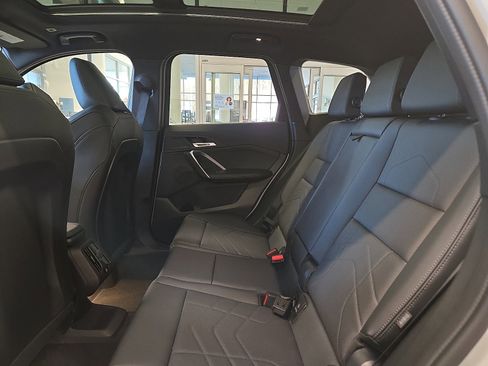 Used 2026 BMW X1 xDrive28i image 11