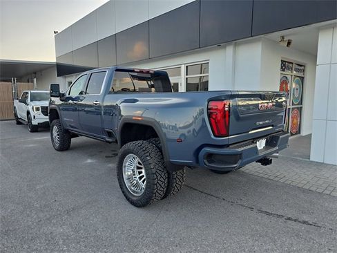New 2025 GMC Sierra 3500 Denali w/ Denali Reserve Package image 5