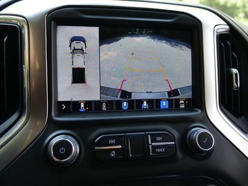 Used 2022 Chevrolet Silverado 2500 LTZ w/ LTZ Plus Package AWD/4WD image 19