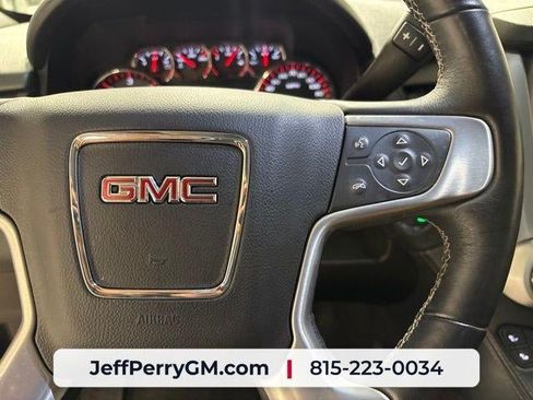 Used 2016 GMC Yukon SLT w/ Open Road Package AWD/4WD image 16