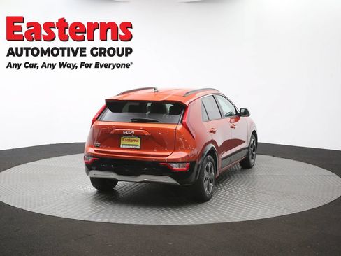 Used 2023 Kia Niro Wind w/ Wind Preserve Package FWD image 38