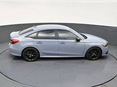 Used 2023 Honda Civic Sport image 18