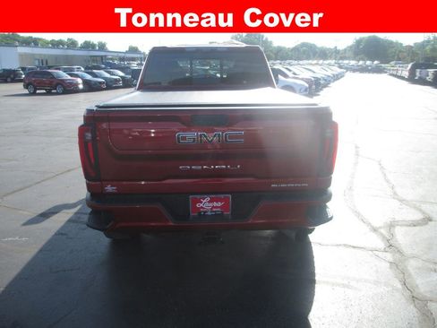Used 2024 GMC Sierra 2500 Denali w/ Denali Reserve Package AWD/4WD image 8