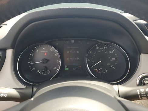 Used 2021 Nissan Rogue Sport SL FWD image 30