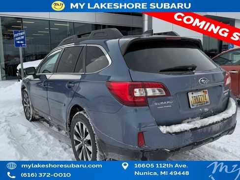 Used 2017 Subaru Outback 2.5i Limited image 3