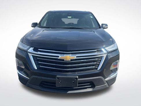 Used 2023 Chevrolet Traverse LT w/ LPO, Floor Liner Package image 10