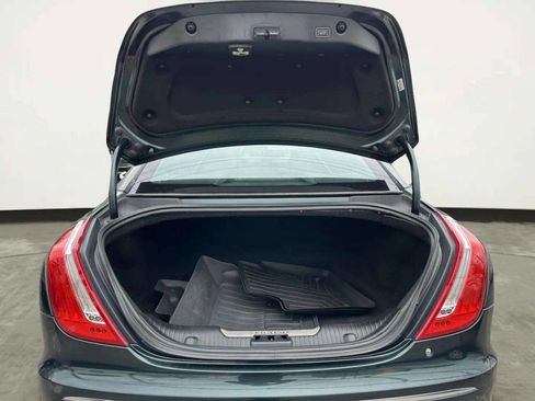Used 2015 Jaguar XJ L Portfolio image 9