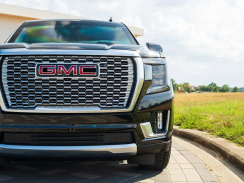 Used 2024 GMC Yukon Denali w/ Max Trailering Package image 17