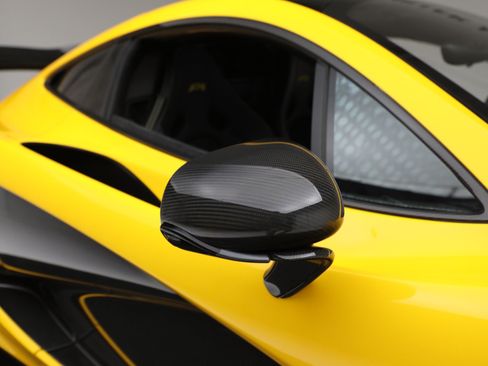 Used 2015 McLaren P1 RWD image 31