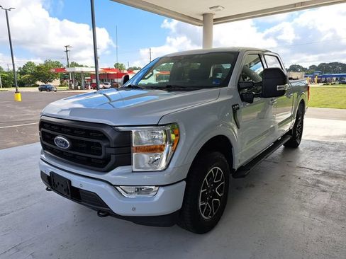 Used 2021 Ford F150 XLT w/ Equipment Group 301A Mid AWD/4WD image 3