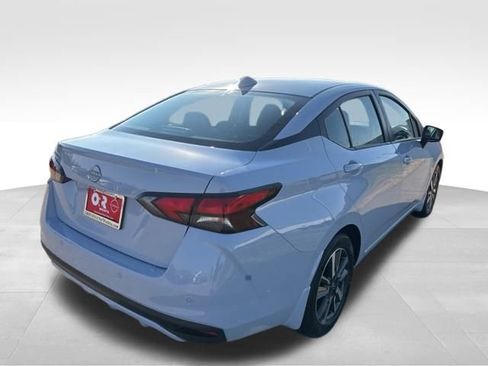 New 2025 Nissan Versa SV w/ Trunk Package FWD image 5