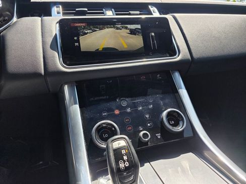 Used 2022 Land Rover Range Rover Sport SE image 31