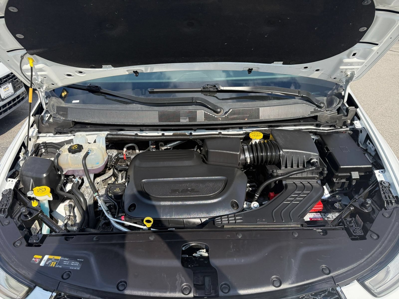 Used 2024 Chrysler Pacifica Touring-L FWD image 34