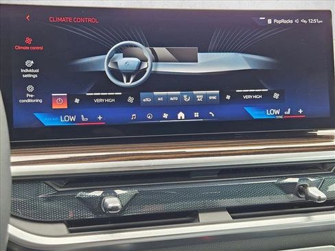 Certified 2025 BMW X5 xDrive50e w/ Parking Assistance Package image 21