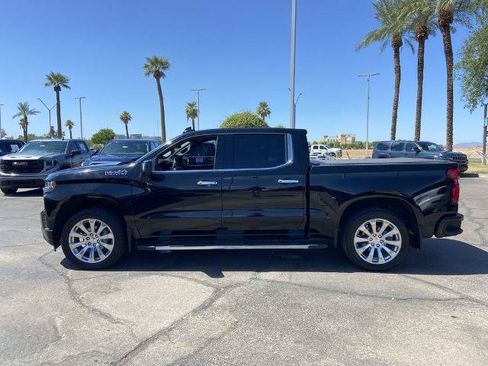 Used 2020 Chevrolet Silverado 1500 High Country w/ Technology Package AWD/4WD image 4