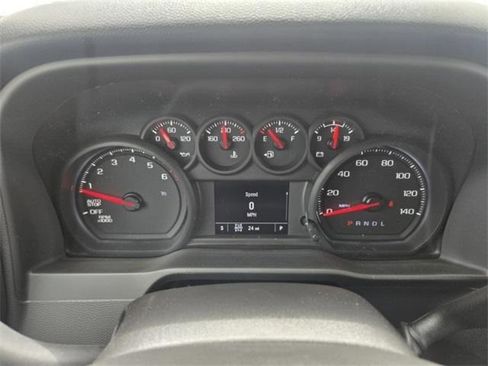 New 2025 Chevrolet Silverado 1500 Custom image 24