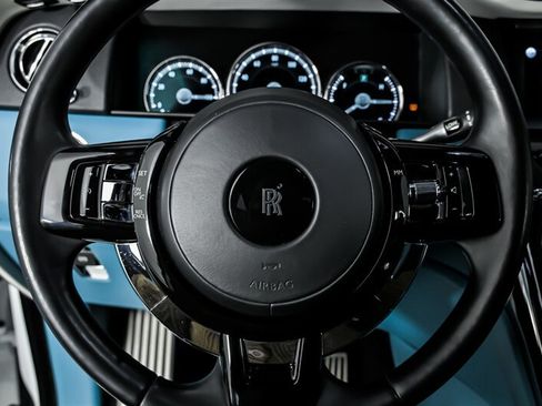 Used 2023 Rolls-Royce Cullinan AWD/4WD image 25
